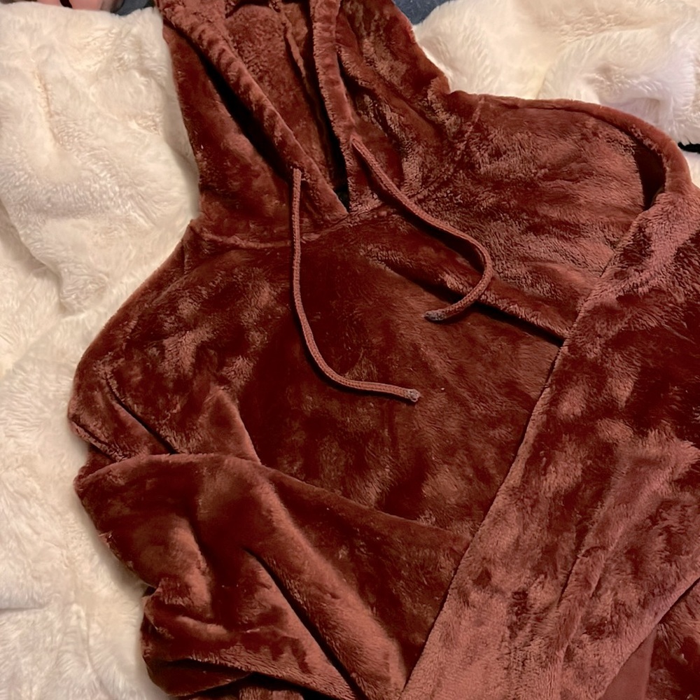 Fuzzy maroon hoodie